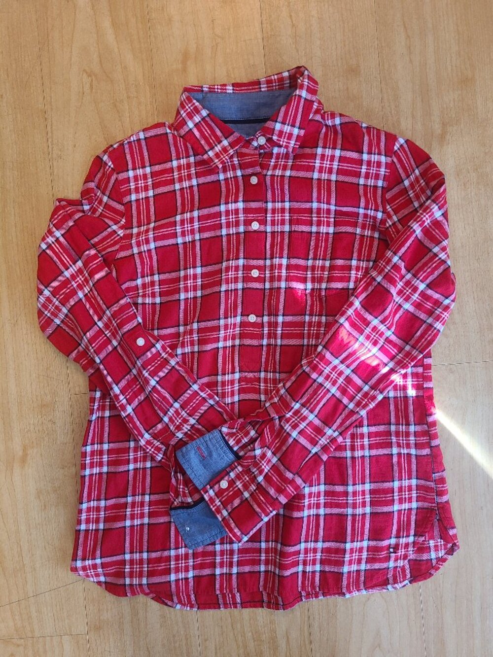 Tommy Hilfiger Mens Small Red Plaid Flannel Long Sleeve Button Down Shirt